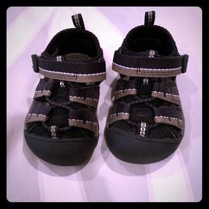 Baby/Toddler Keen Shoes - NWOT